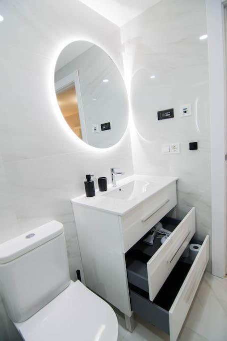 Luxury & Cosy City Center-Wifi Малага Экстерьер фото